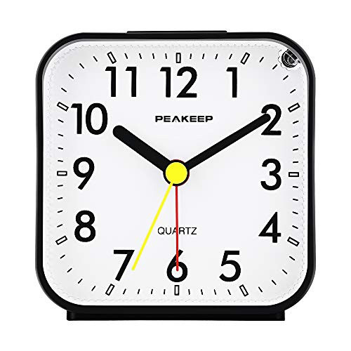 Peakeep Small Analog Quartz Alarm Clock