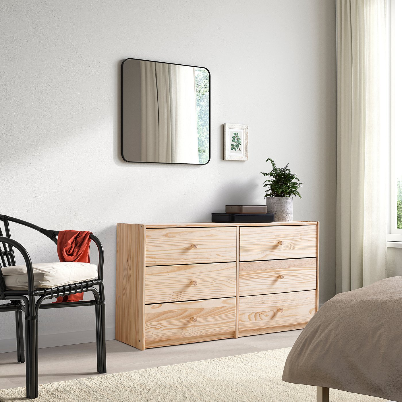 6-Drawer Dresser / Chest of Drawers